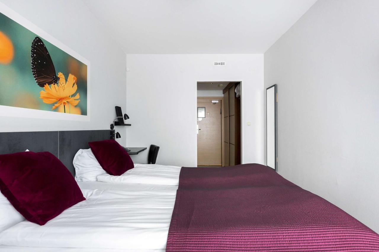 Best Western Plaza Hotel Ескільстуна Екстер'єр фото